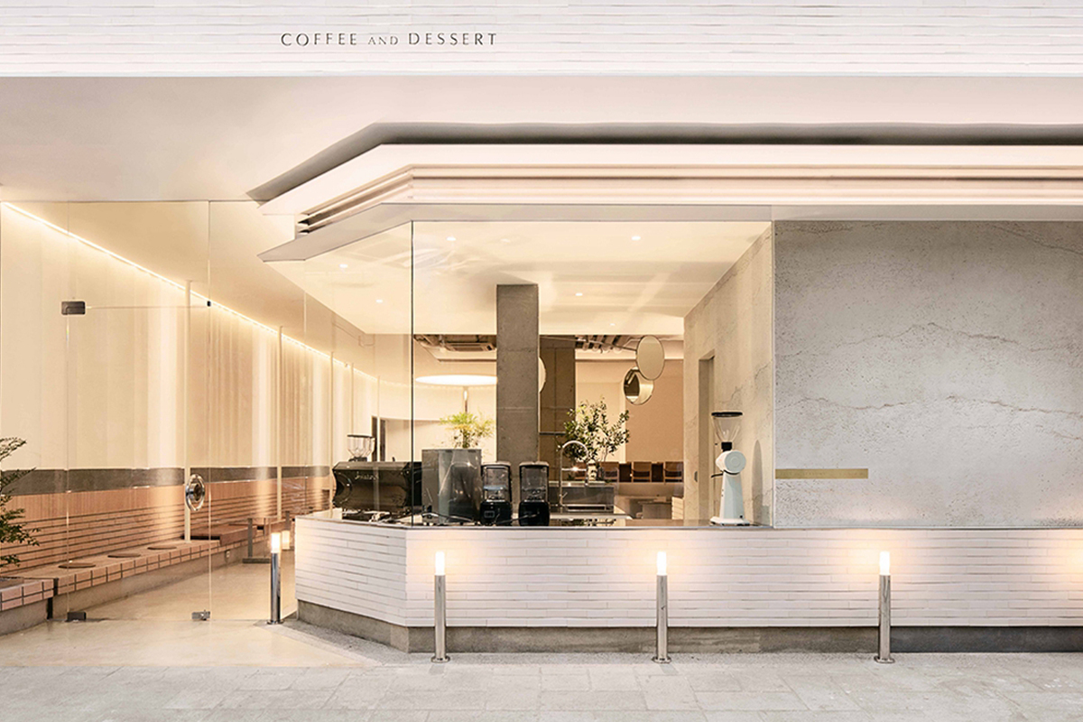 一家四季的自然风咖啡馆空间设计,一家四季的自然风咖啡馆SI设计,一家四季的自然风咖啡馆店面设计