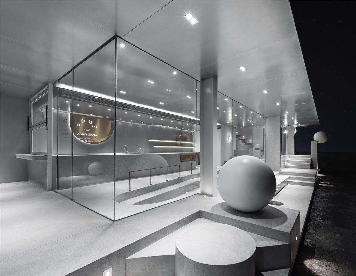 MOON摄影办公室空间设计